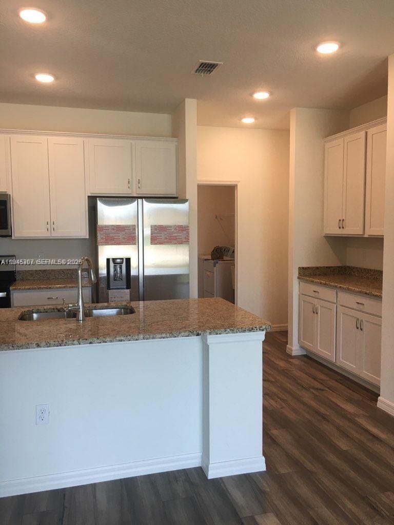 2240 SW Lawrence Street — photo 2