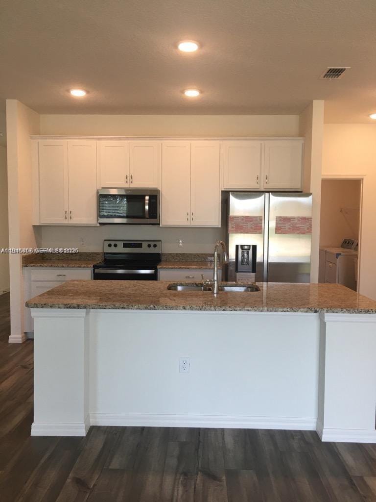 2240 SW Lawrence Street — photo 3