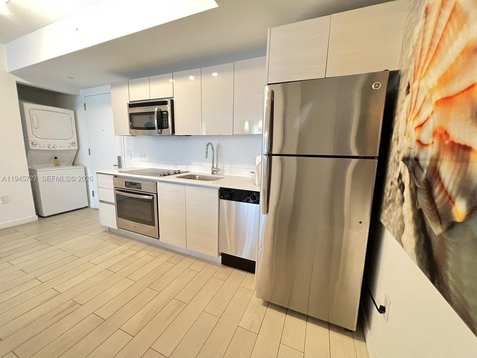 2602 E Hallandale Beach Boulevard R2810 — photo 9