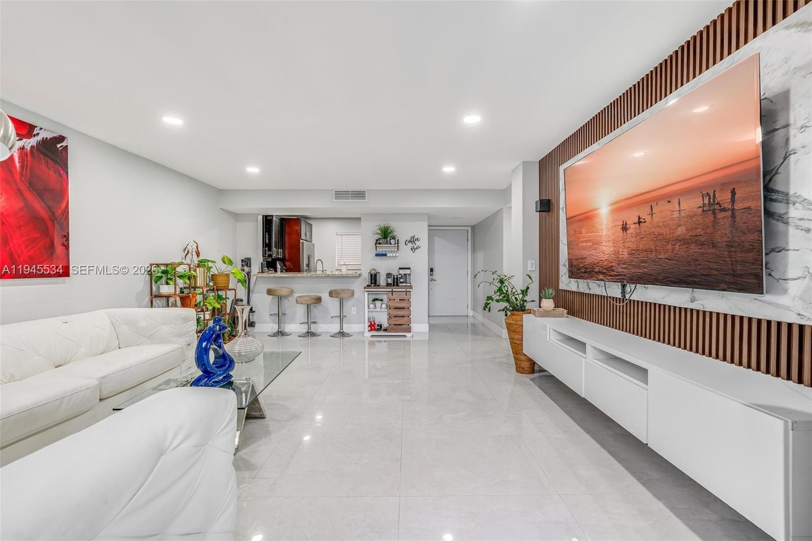 8635 NW 8th Street 413, Miami, FL 33126