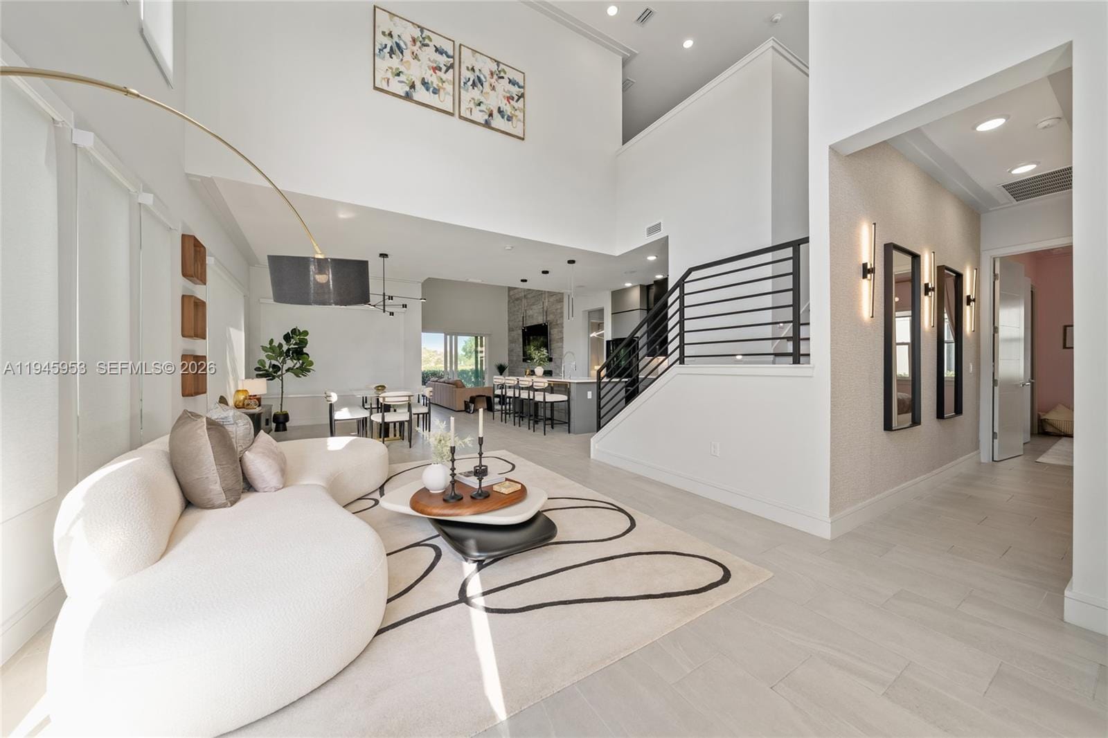 3011 Kensington Avenue — photo 4