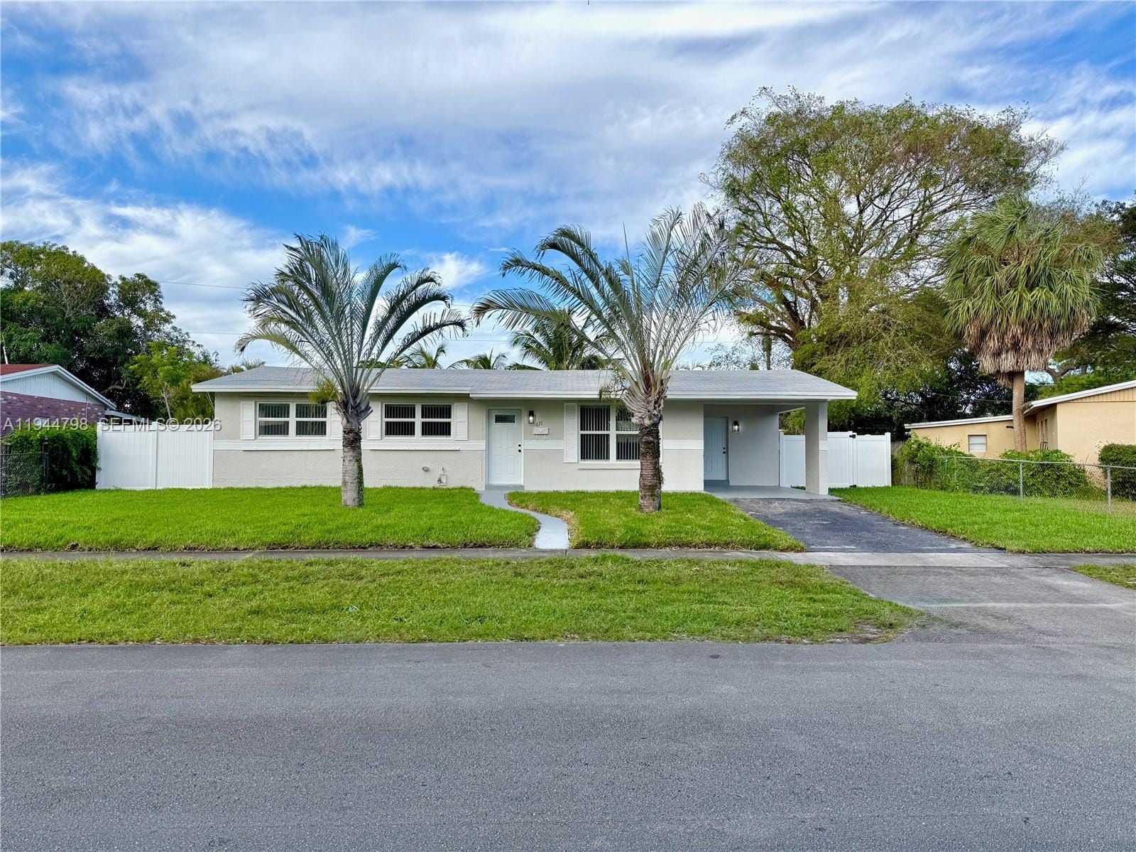 671 NW 37th Avenue, Lauderhill, FL 33311