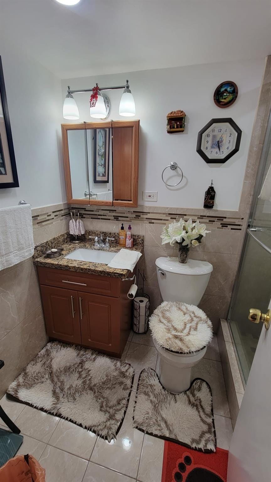 445 NE 195th Street 222 — photo 10