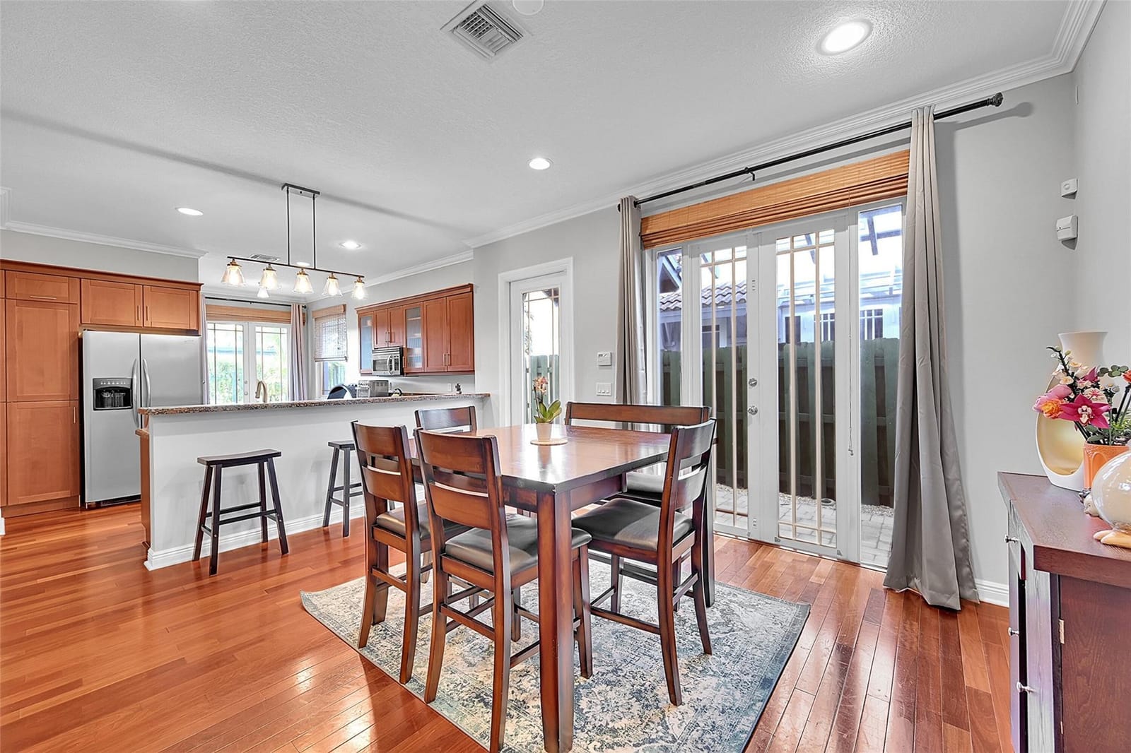 1110 SE 4th Avenue 1110 — photo 10