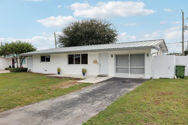 8700 NW 11th Street, sold in Boulevard Heights Sec Nin, Pembroke Pines, FL