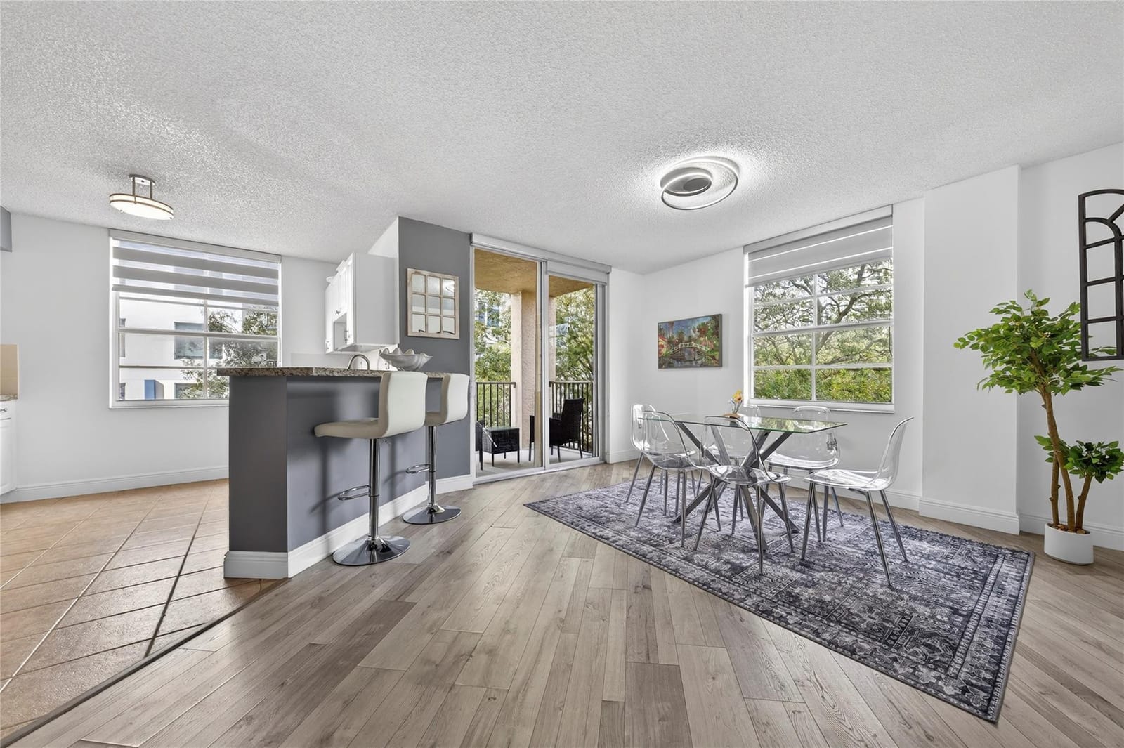 520 SE 5th Avenue 2404 — photo 4