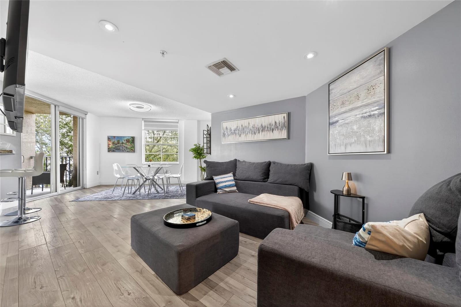 520 SE 5th Avenue 2404 — photo 7