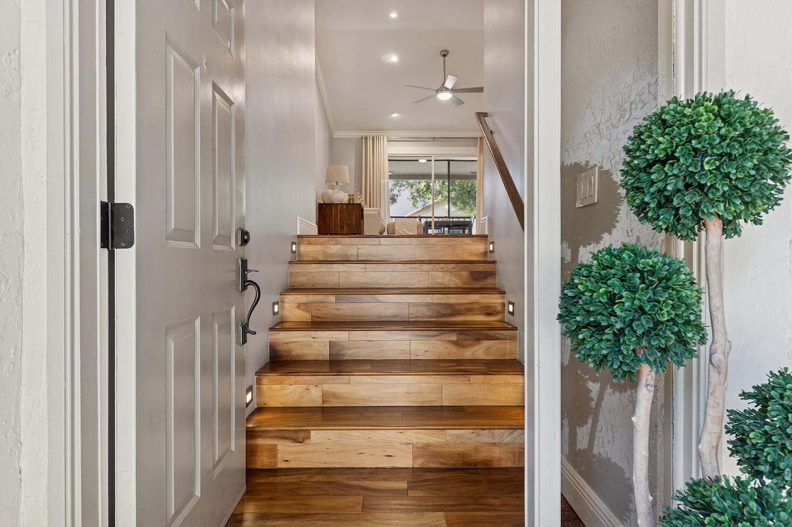 5560 Coach House Circle C — photo 4