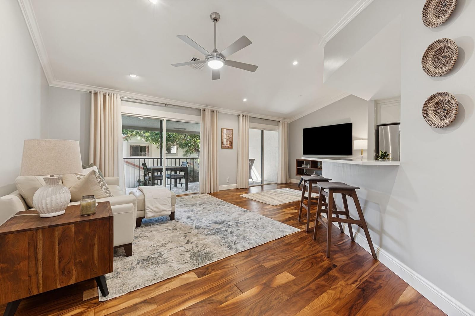 5560 Coach House Circle C — photo 5