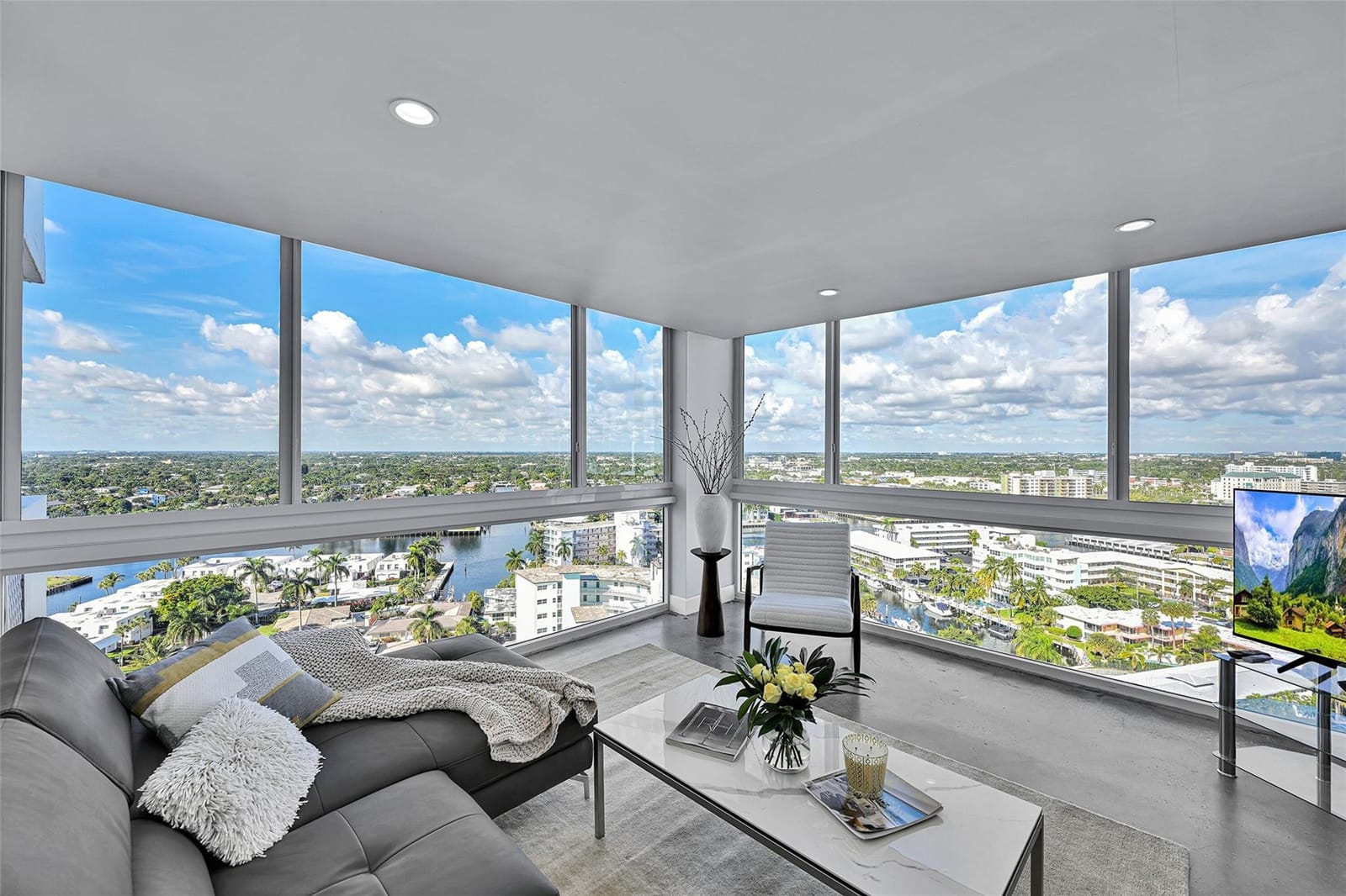 2715 N Ocean Boulevard 18e, Fort Lauderdale, FL 33308
