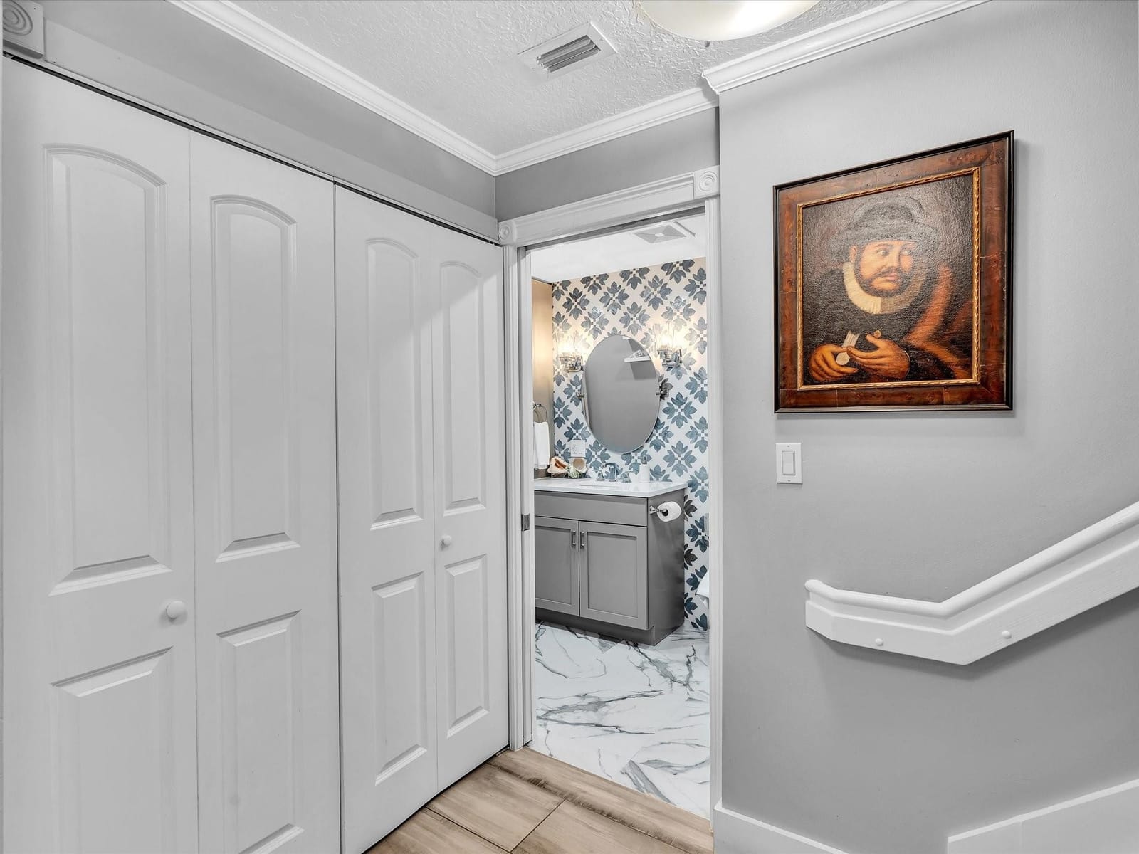 240 City View Drive 240, Fort Lauderdale, FL 33311 photo 13