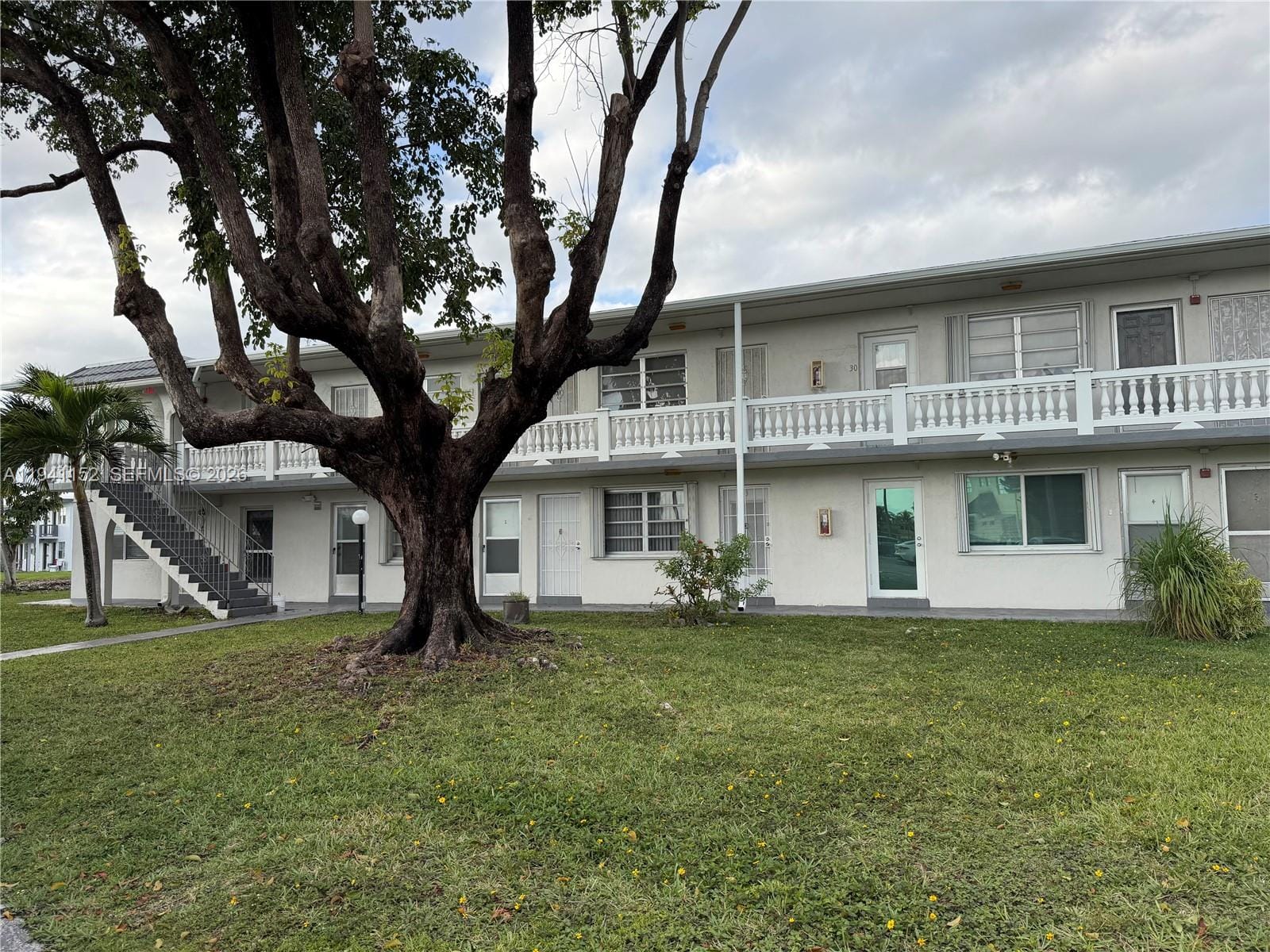 165 NE 203rd Terrace 30, Miami Gardens, FL 33179 photo 2