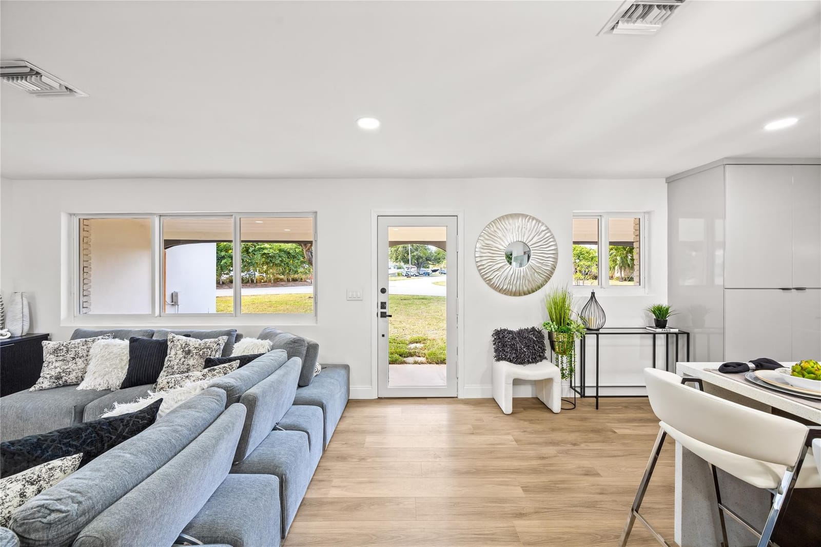 3400 NE 17th Way — photo 11
