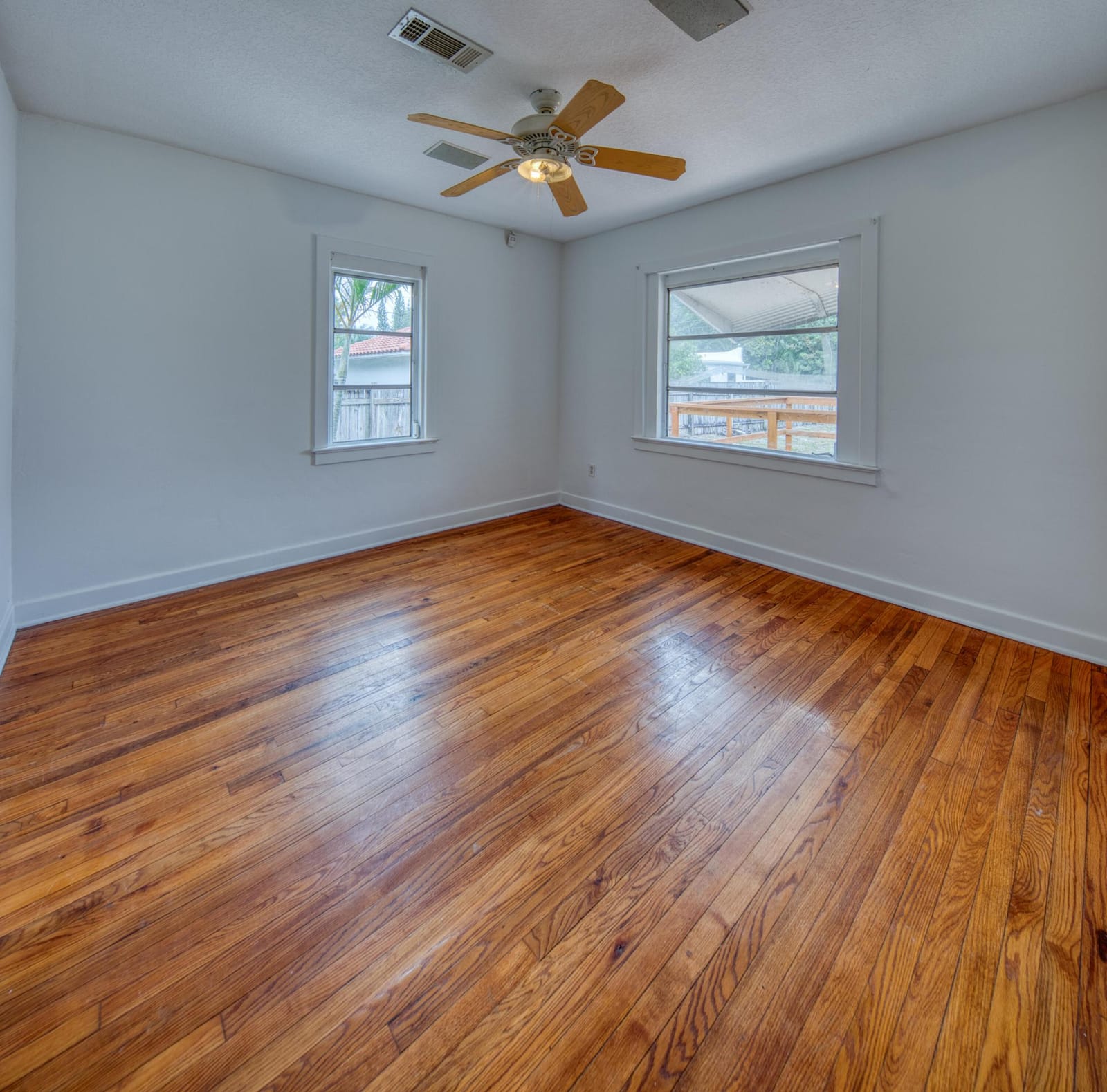 1126 N J Street — photo 7