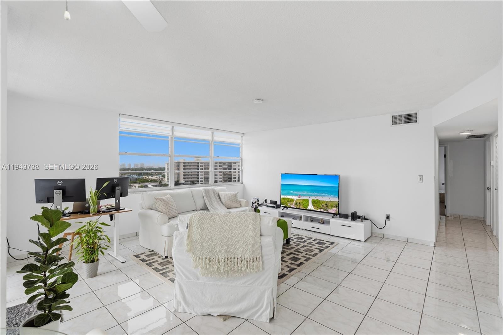 1351 NE Miami Gardens Drive 806E — photo 5