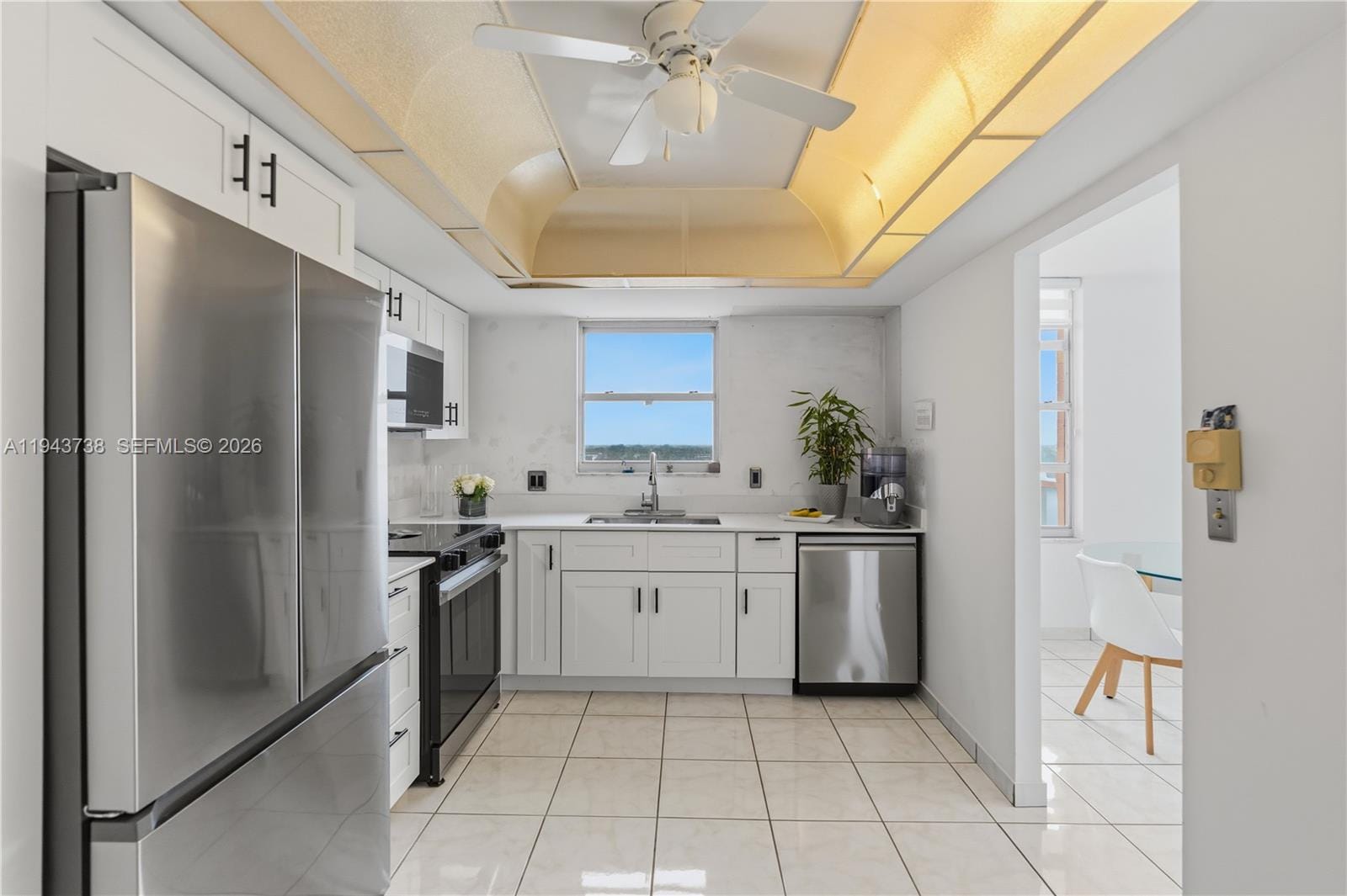 1351 NE Miami Gardens Drive 806E — photo 8