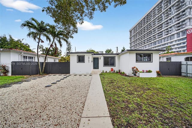 2731 SW 29th Avenue, Miami, FL 33133