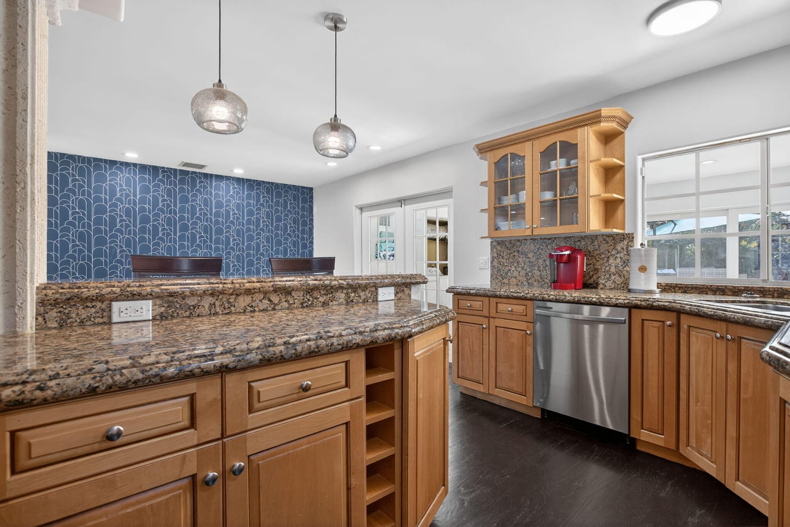 736 NE 34th Court, Oakland Park, FL 33334 photo 14