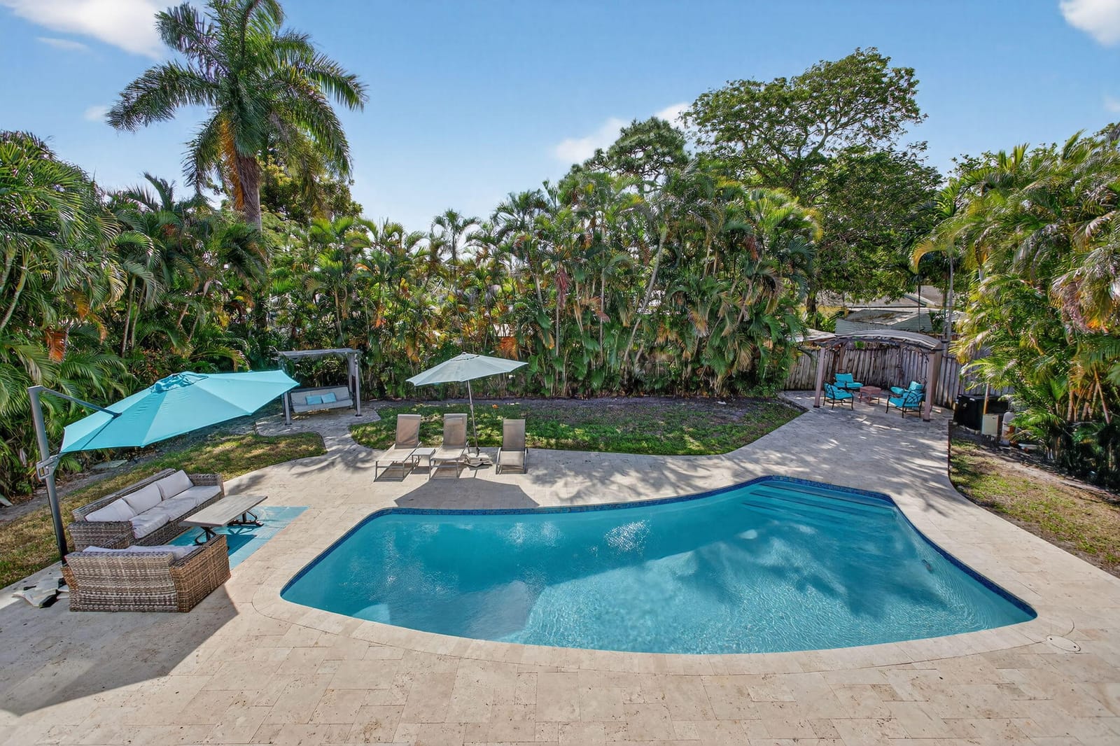 736 NE 34th Court, Oakland Park, FL 33334 photo 23