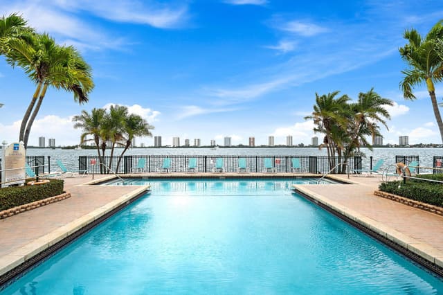 1015 Lake Shore Drive 102, sold in Bay Reach Condo, Lake Park, FL