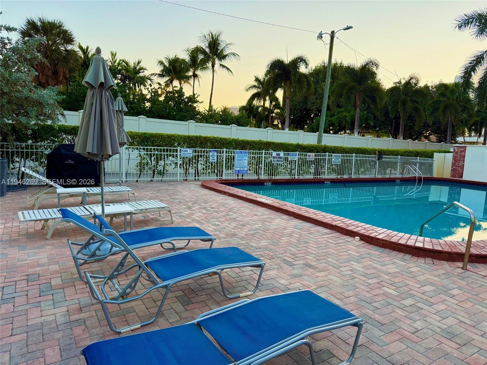 3181 S Ocean Drive 301 — photo 2