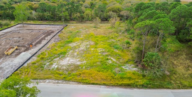10645 Lighter Wood Lane, sold in Pine Hollow Units Three & Four, Fort Pierce, FL