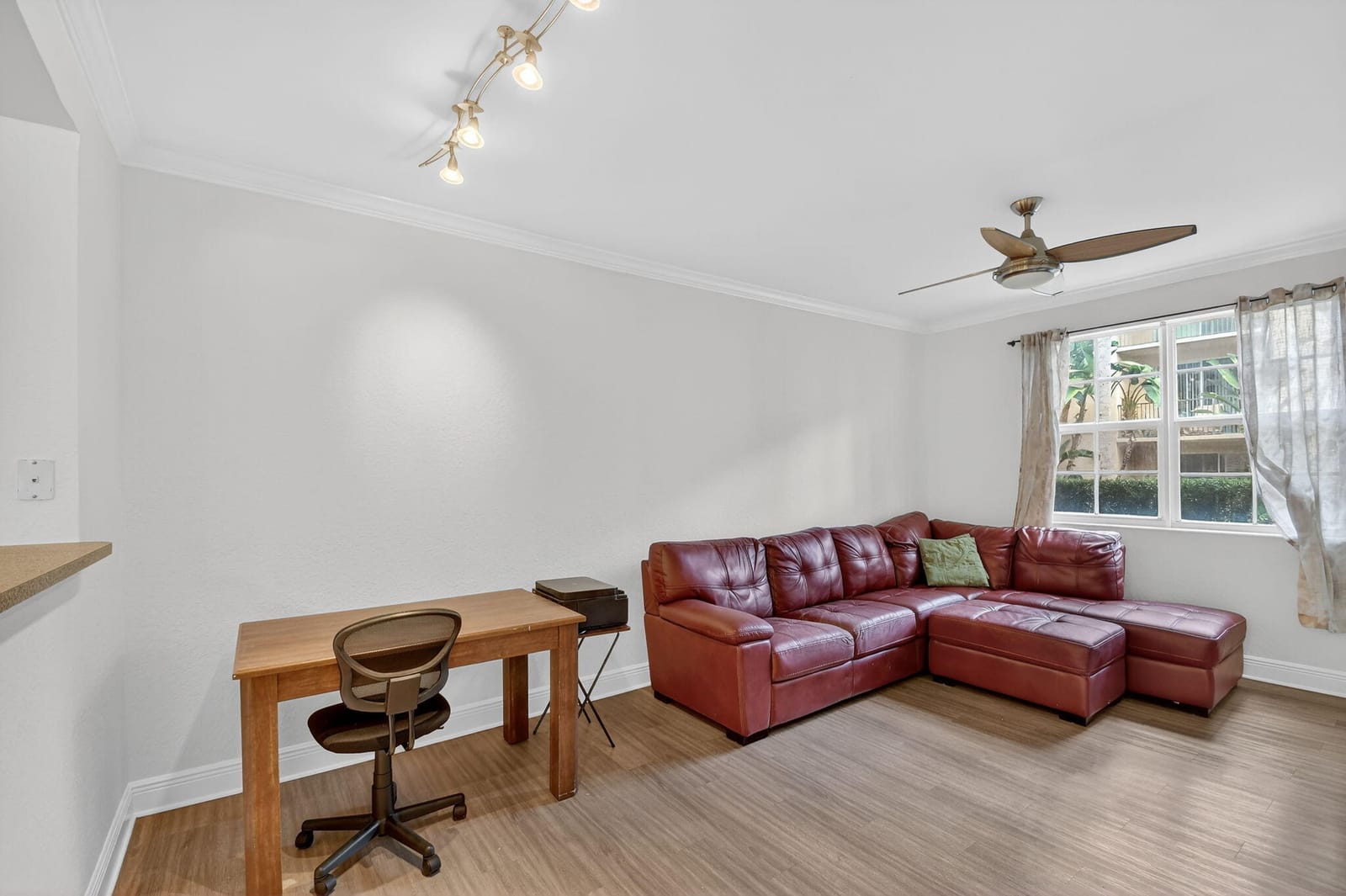 1805 N Flagler Drive 115 — photo 6
