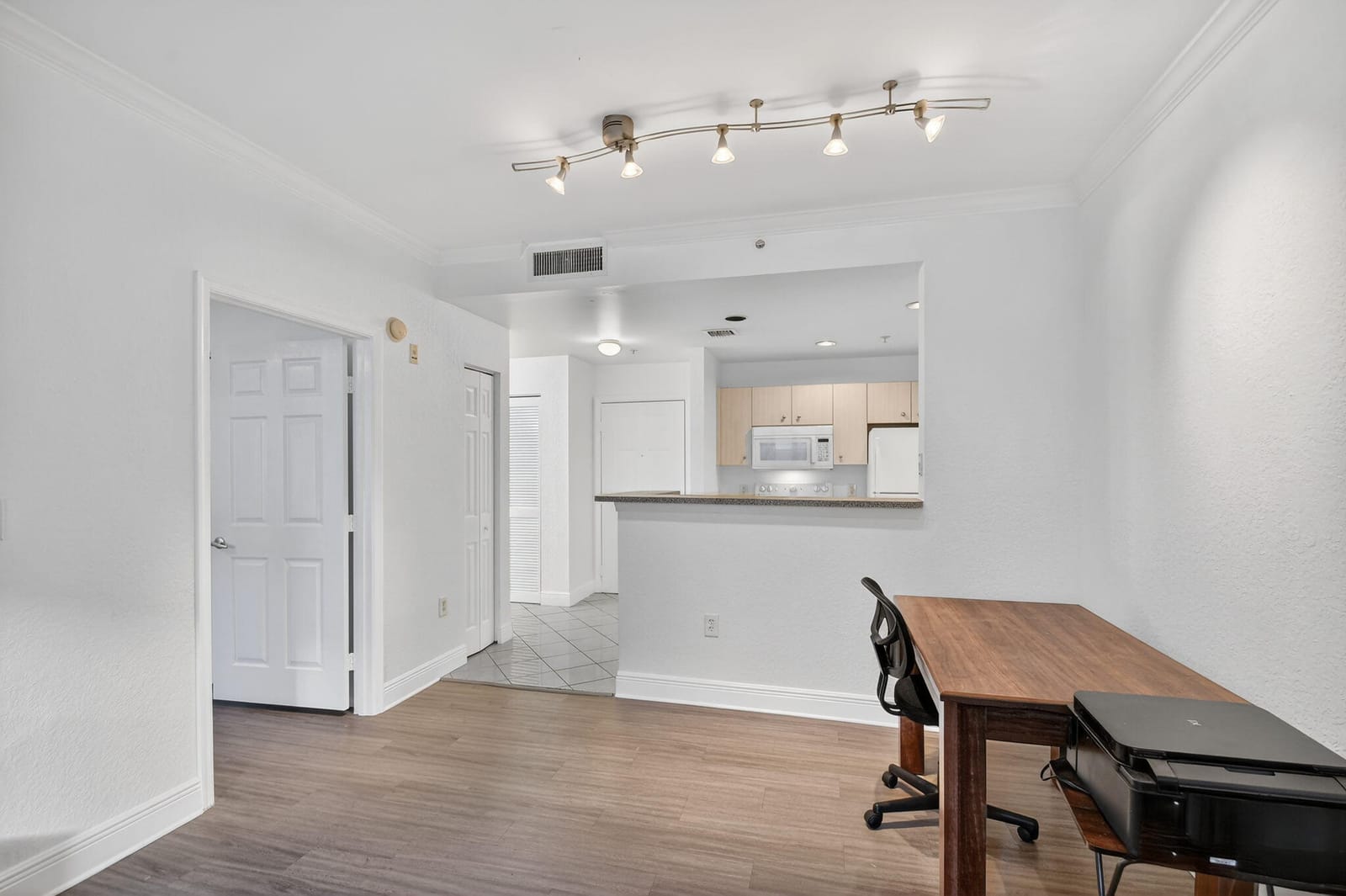 1805 N Flagler Drive 115 — photo 9