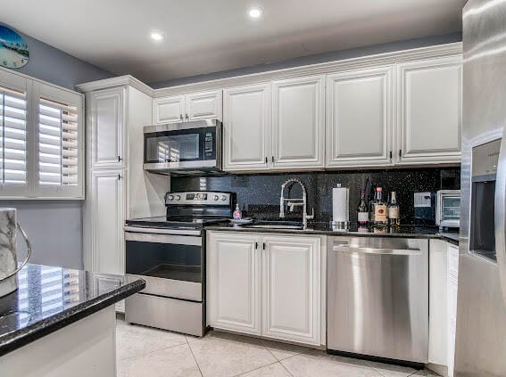 3605 S Ocean Boulevard 319, South Palm Beach, FL 33480 photo 13