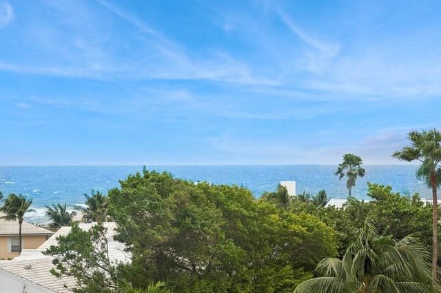 2200 S Ocean Boulevard 707, sold in Coastal House, Delray Beach, FL