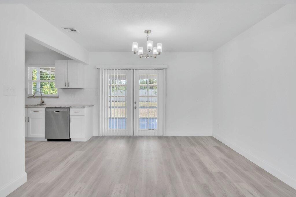 5431 SE Grafton Avenue, Stuart, FL 34997 photo 9