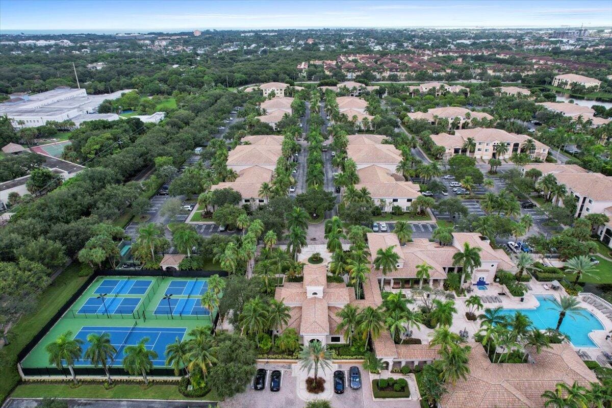 2804 Sarento Place 303, Palm Beach Gardens, FL 33410 photo 26