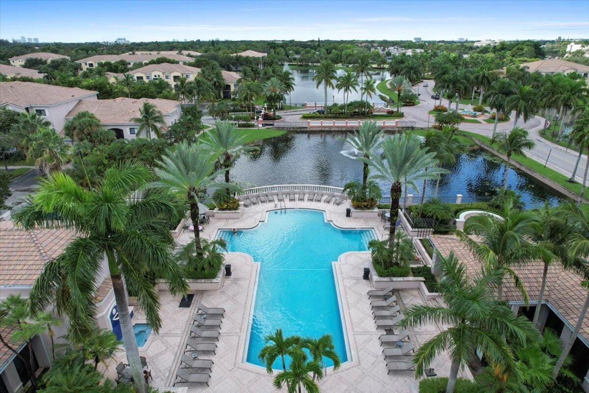 2804 Sarento Place 303, Palm Beach Gardens, FL 33410 photo 29
