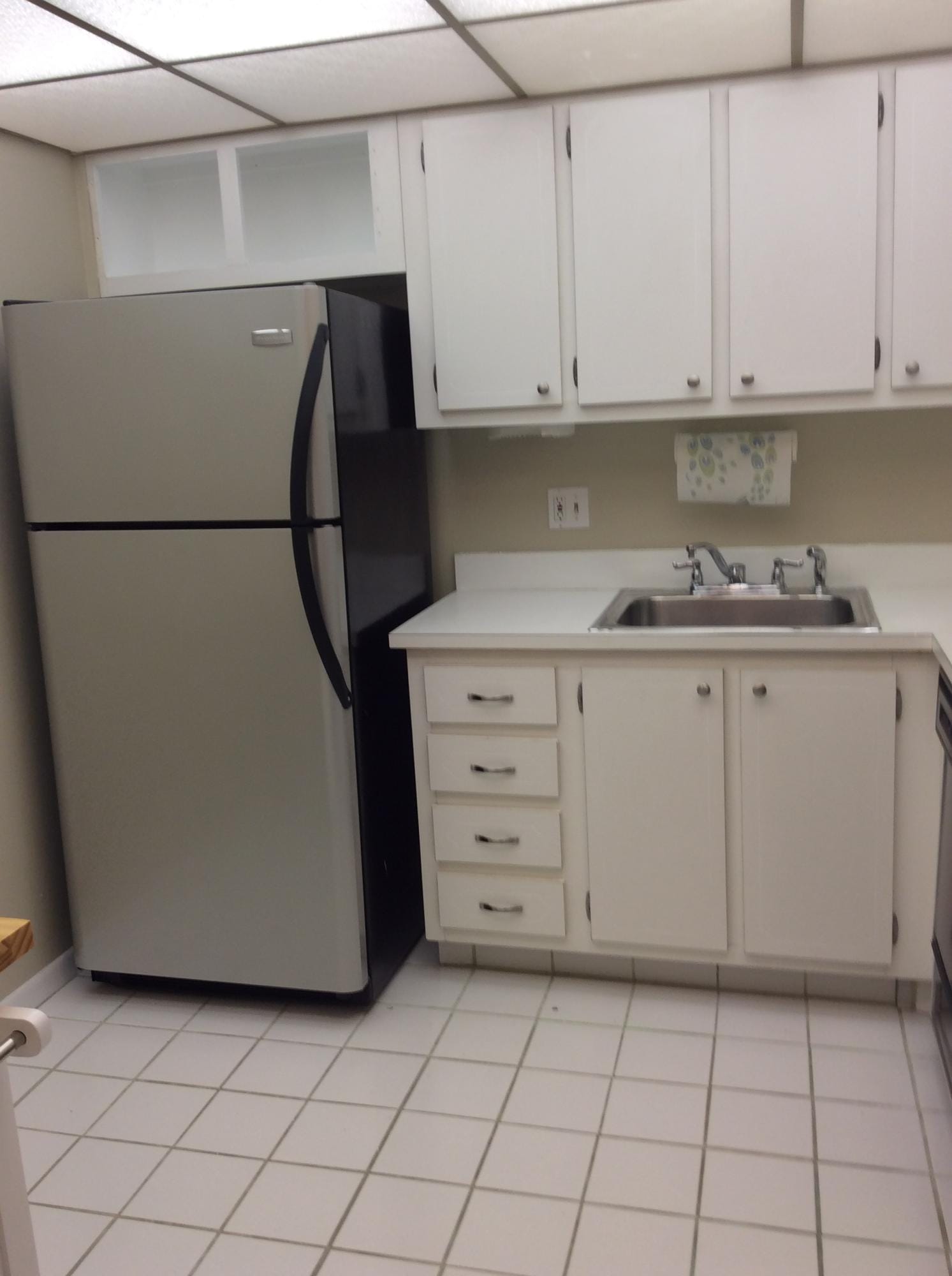 470 Executive Center Drive 2k — photo 6