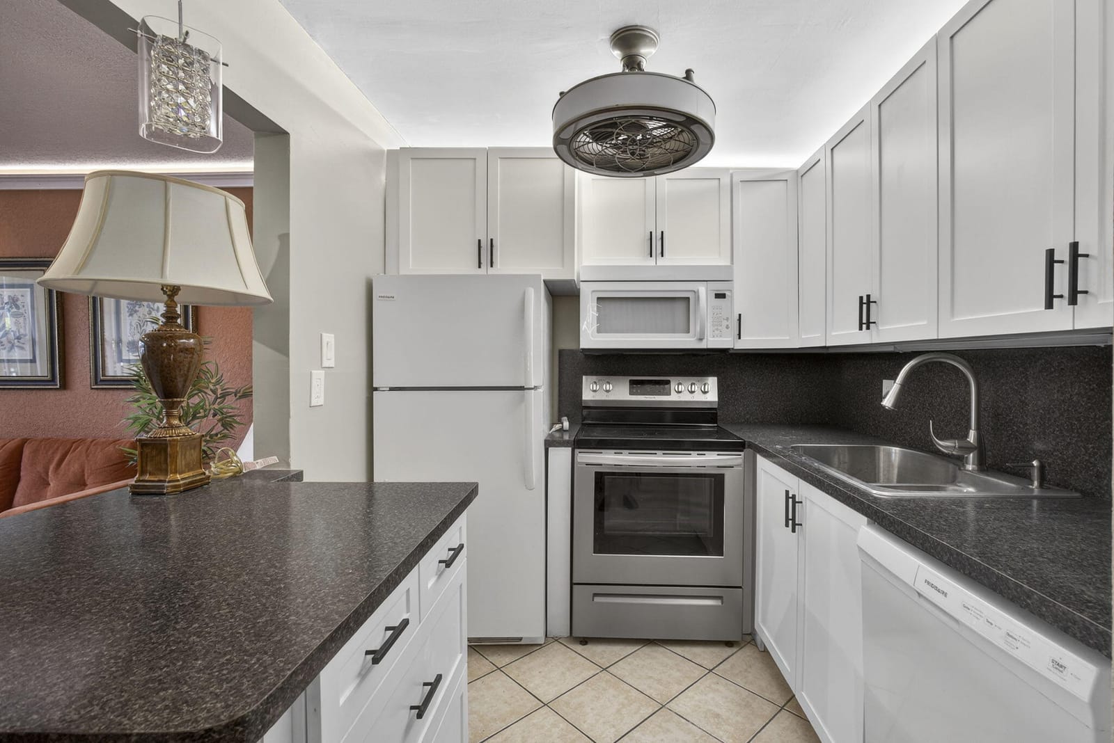 127 Southampton B, West Palm Beach, FL 33417 photo 11