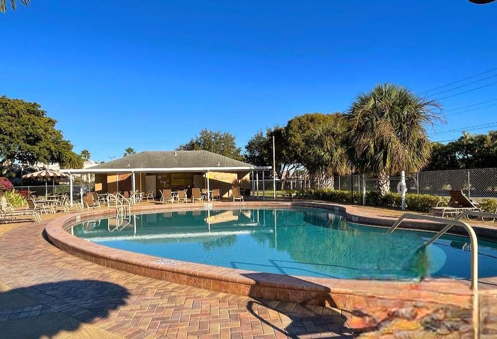 127 Southampton B, West Palm Beach, FL 33417 photo 20