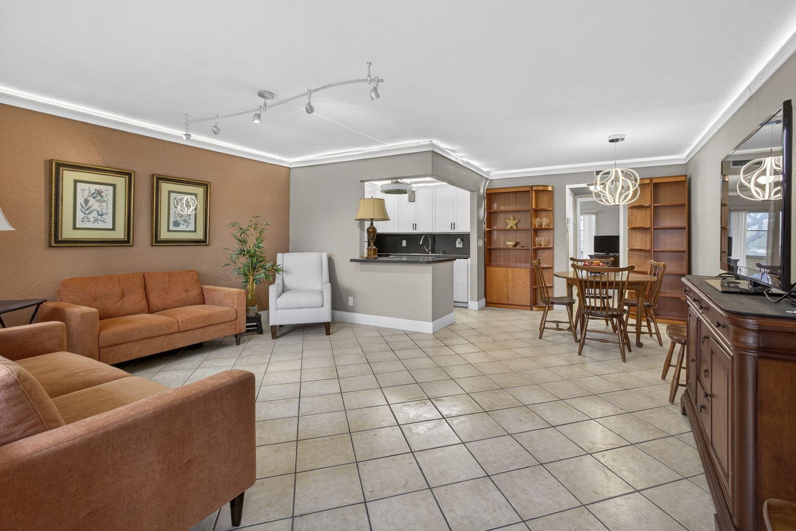 127 Southampton B, West Palm Beach, FL 33417 photo 7
