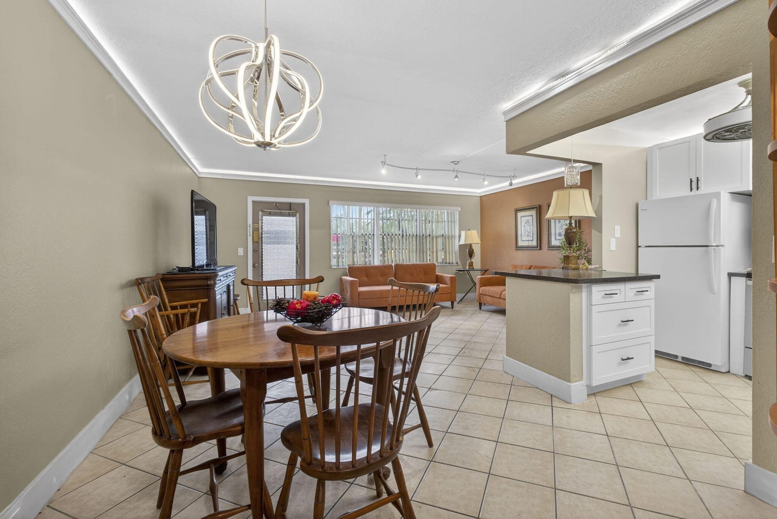 127 Southampton B, West Palm Beach, FL 33417 photo 9