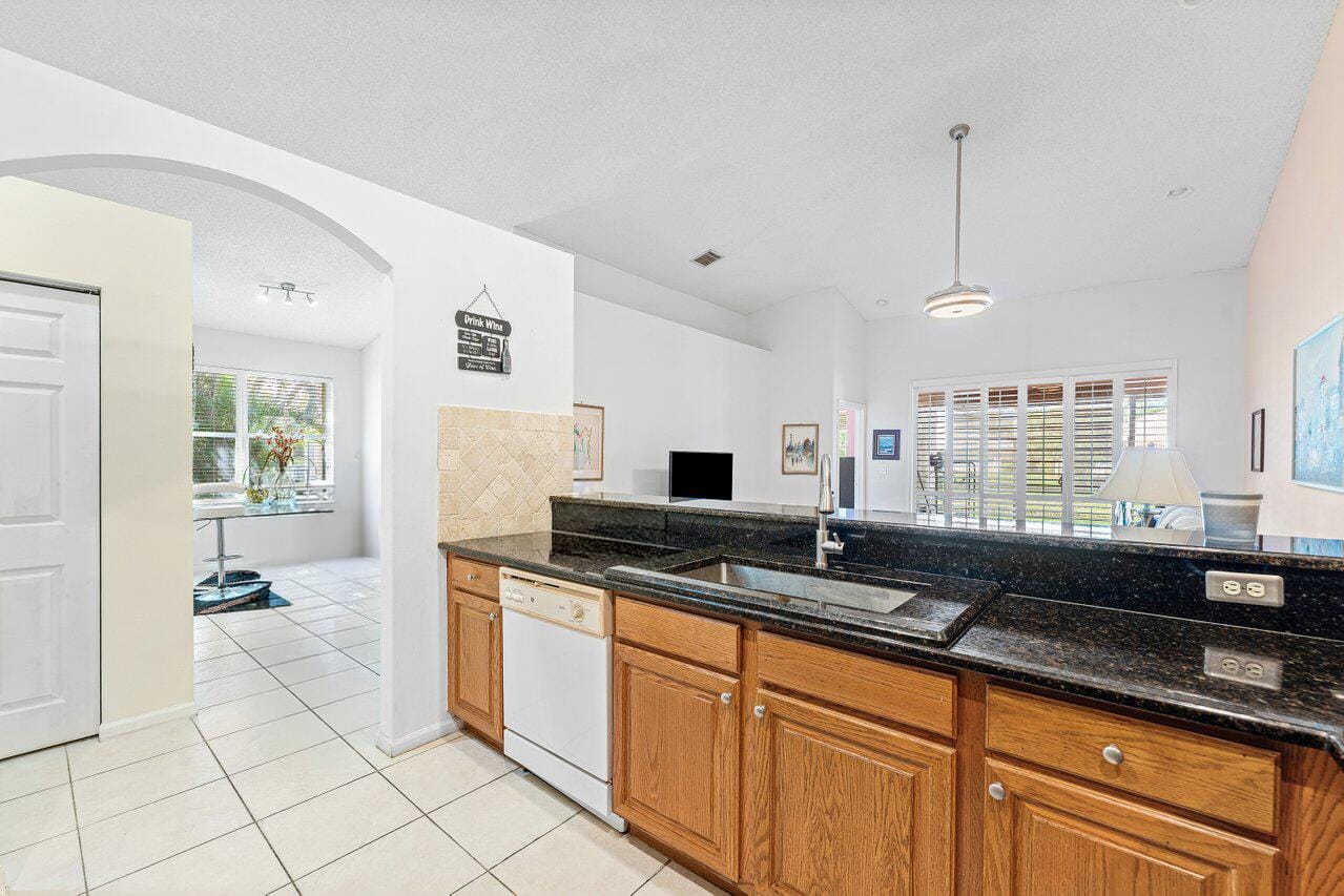 258 Coral Trace Lane, Delray Beach, FL 33445 photo 20