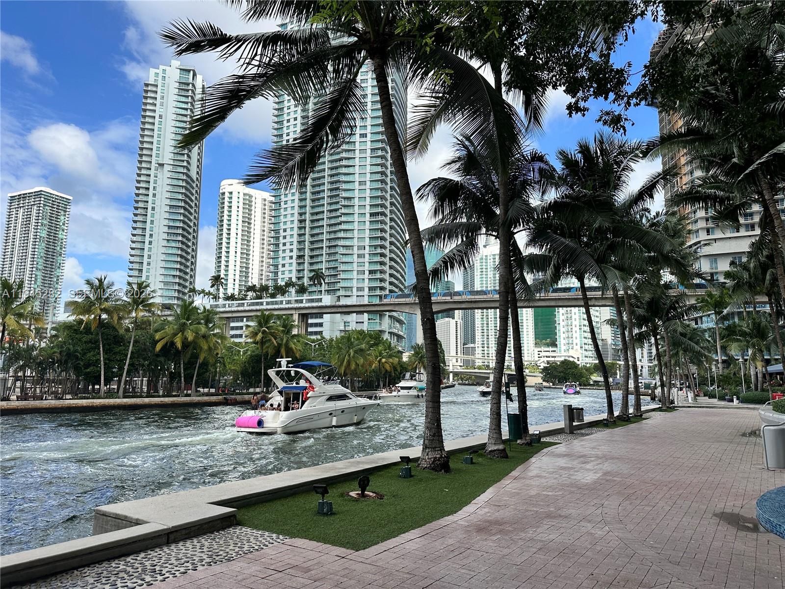 185 SW 7th Street 3704, Miami, FL 33130, Miami