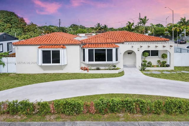 591 SE 5th Street, Holleman Manor No 2 2nd A, Hialeah, FL