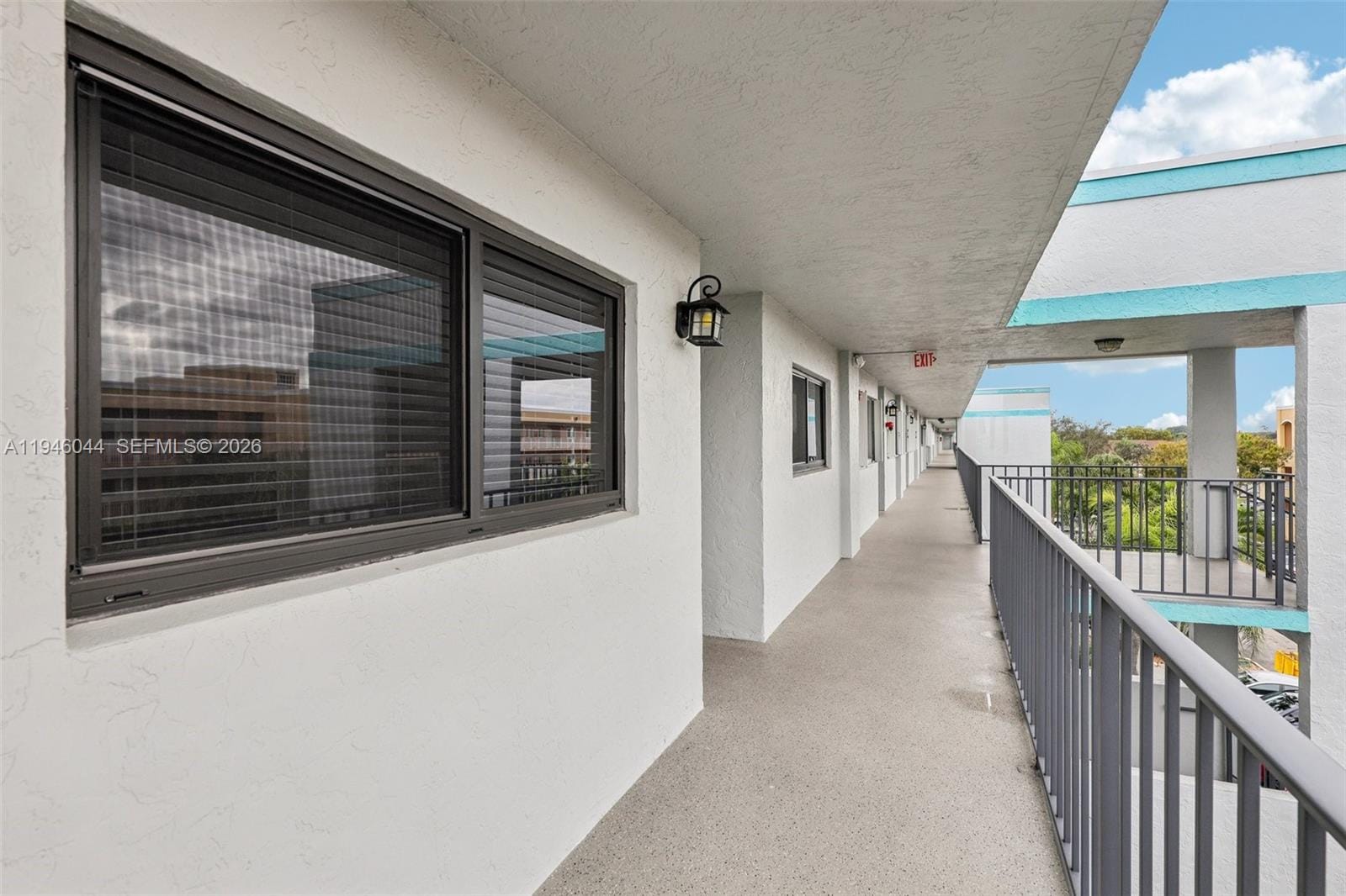 4725 E Lucerne Lakes Boulevard E 405, Lake Worth, FL 33467 photo 5
