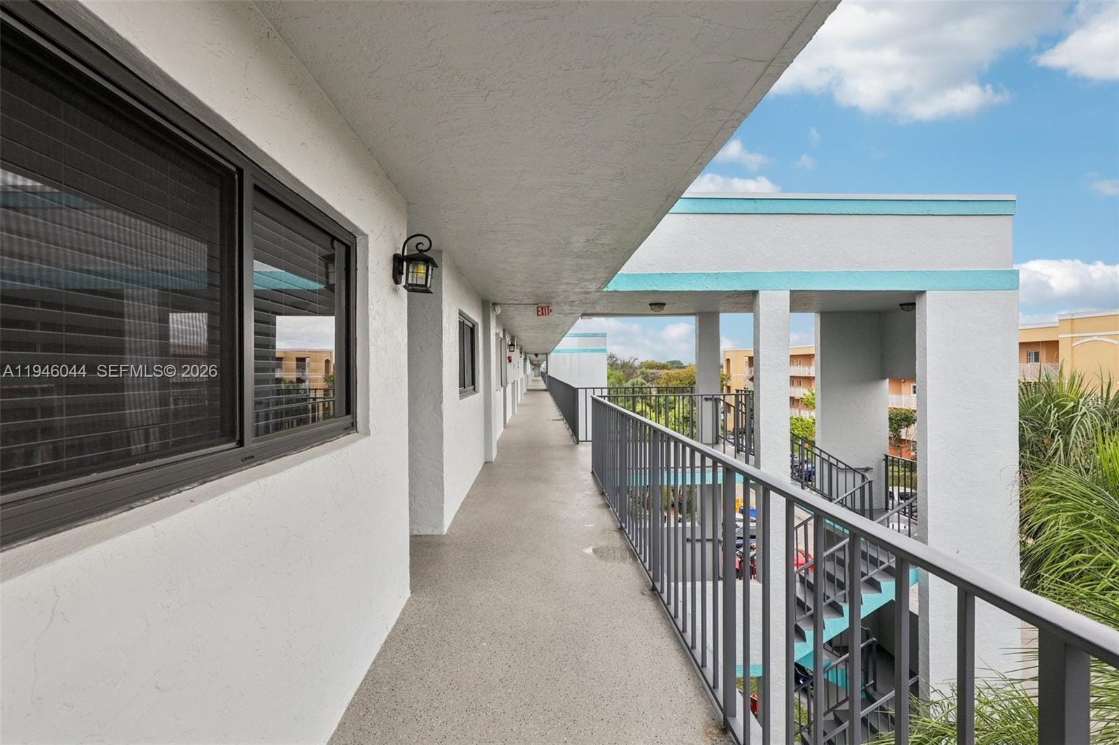 4725 E Lucerne Lakes Boulevard E 405, Lake Worth, FL 33467 photo 6