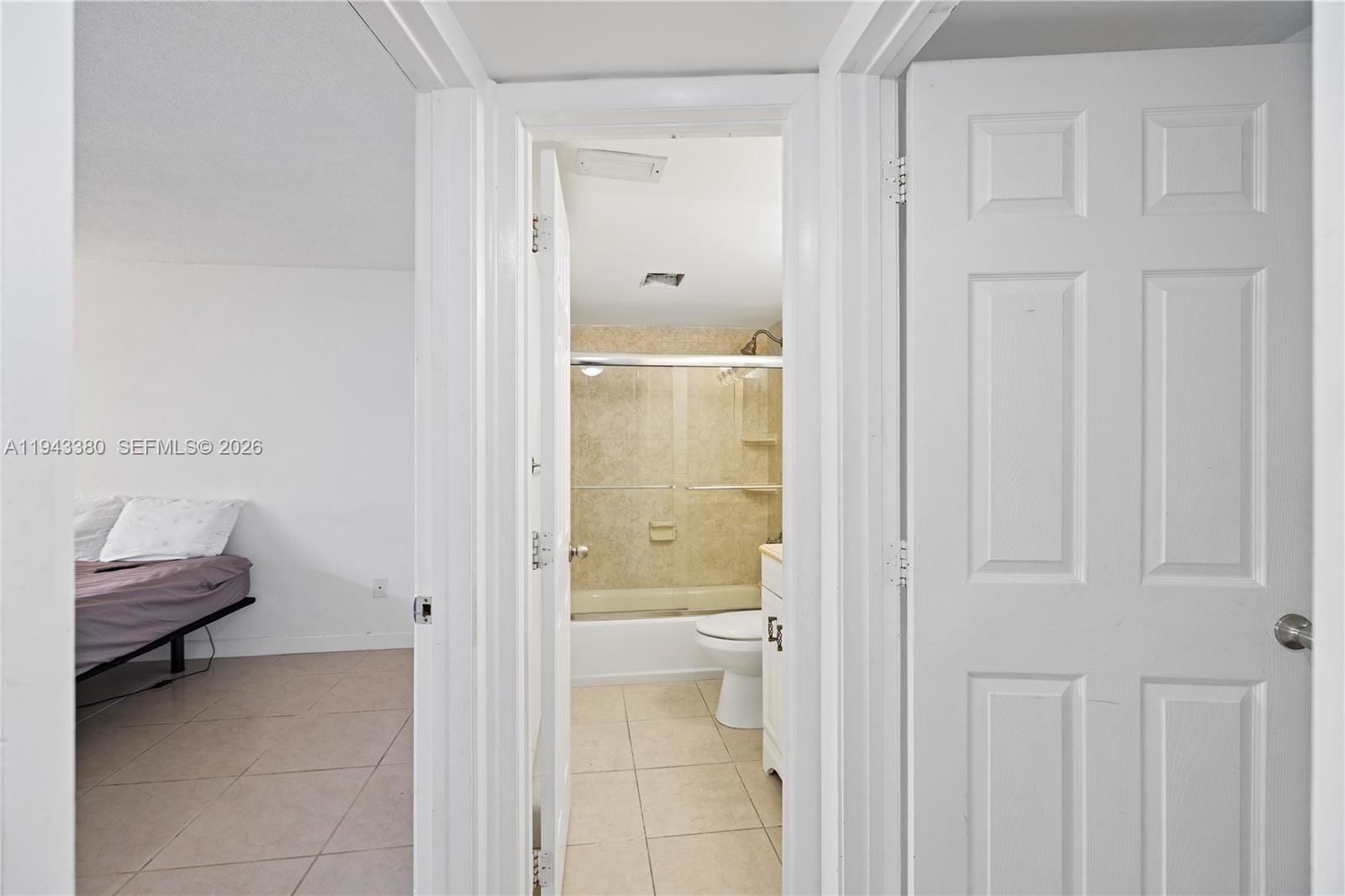 1501 NE 191st Street C216, Miami, FL 33179 photo 21