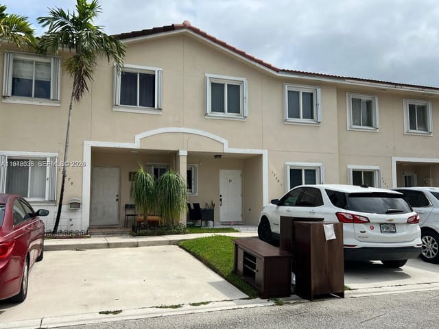 17401 SW 140th Court, sold in Weitzer Serena Lakes Town, Miami, FL