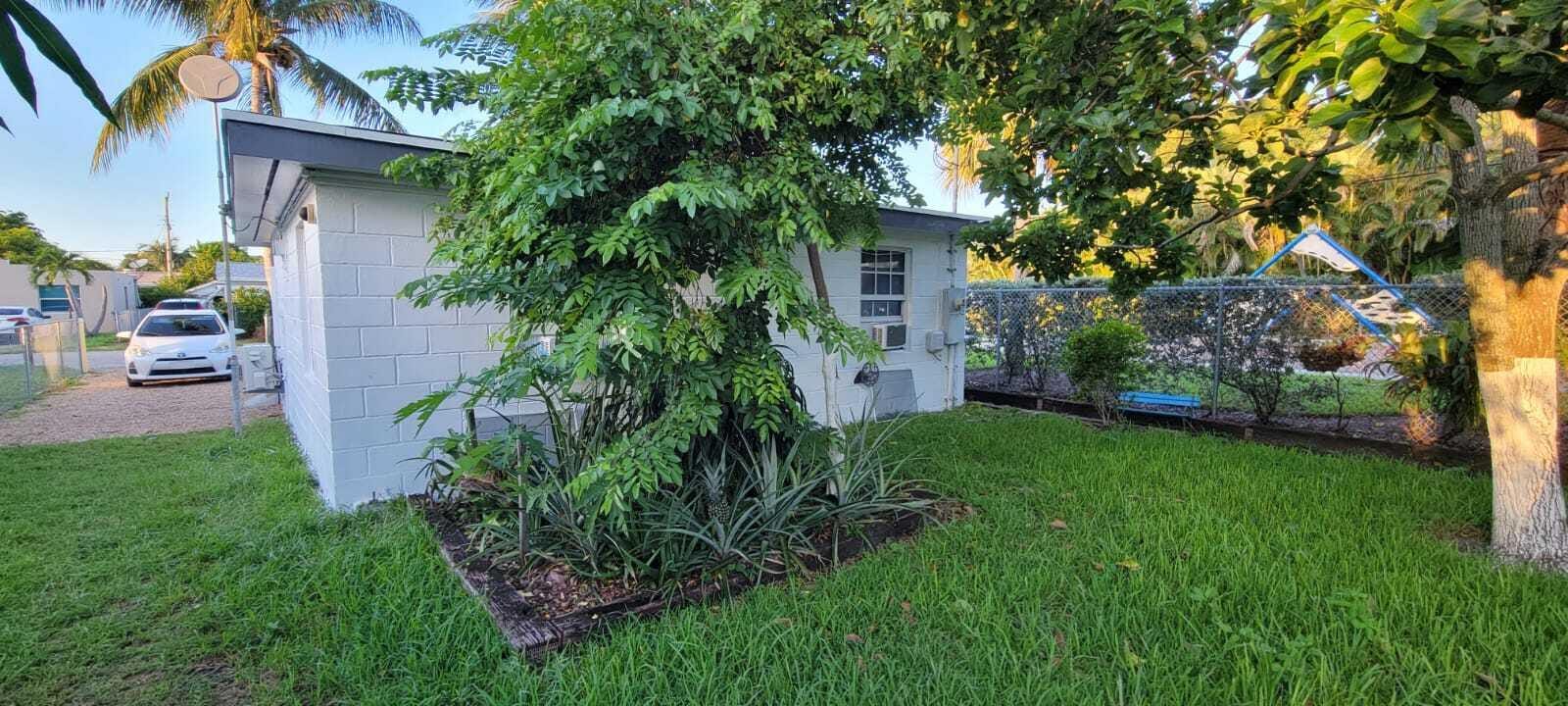 1078 Peak Road, Lake Worth, FL 33462 photo 3