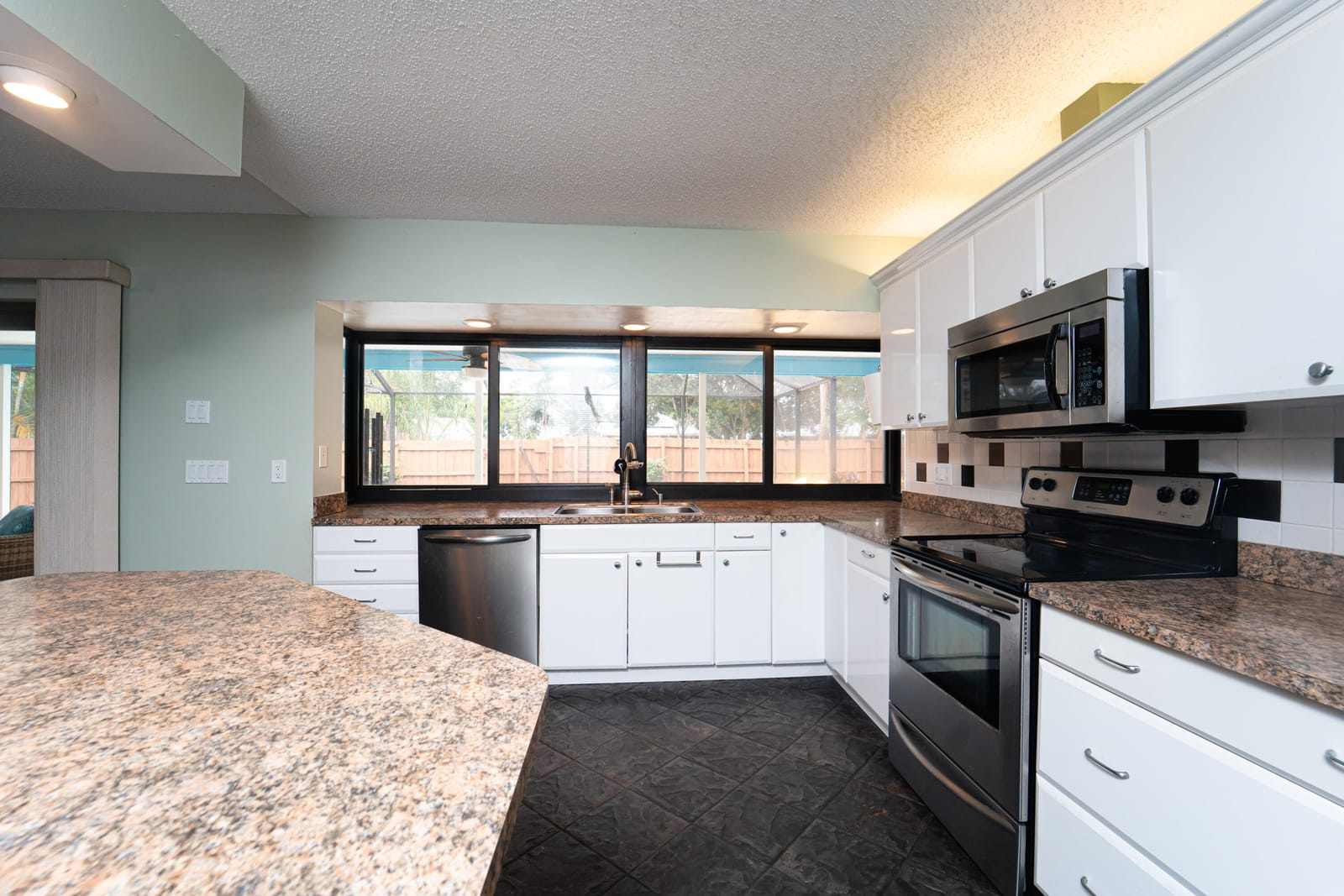 751 SE Polynesian Avenue, Port St. Lucie, FL 34983 photo 13