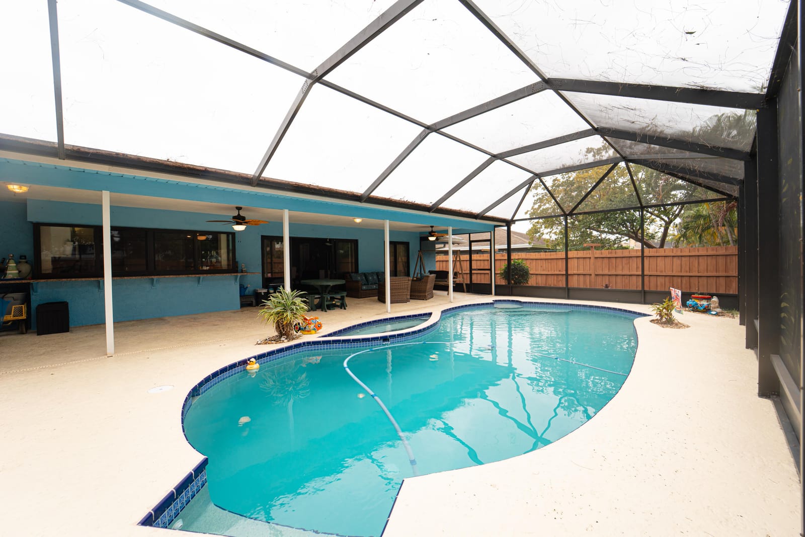 751 SE Polynesian Avenue — photo 4