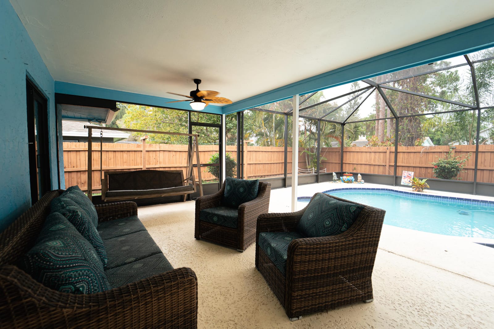 751 SE Polynesian Avenue — photo 7