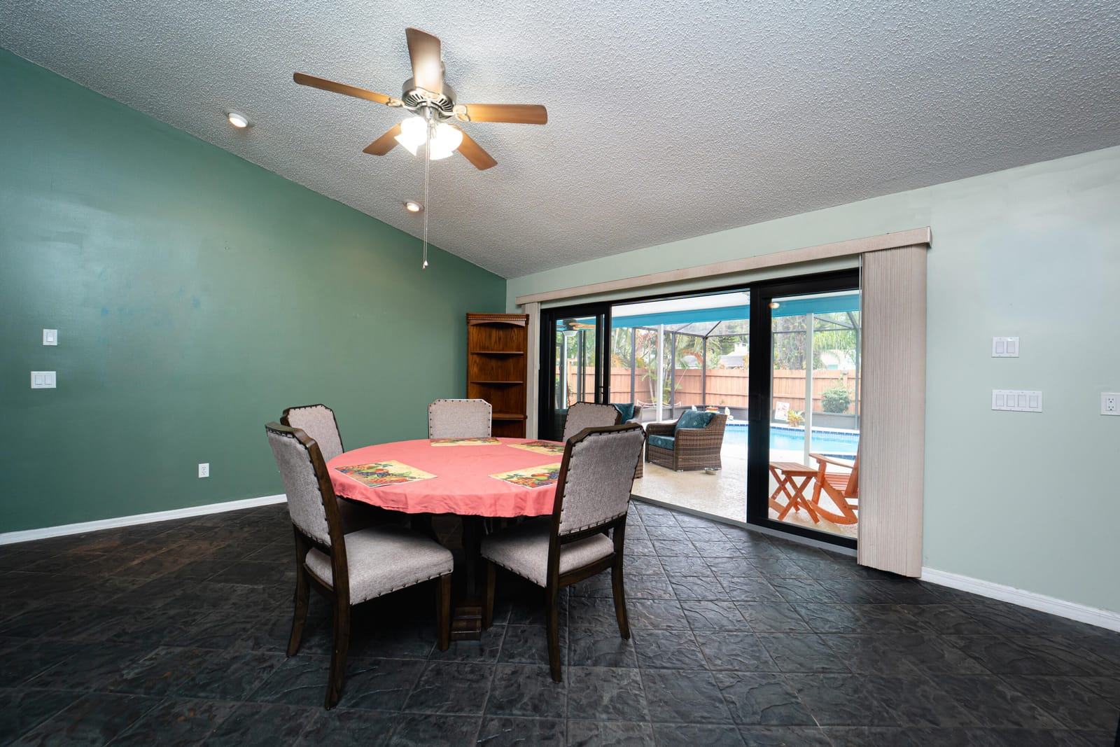 751 SE Polynesian Avenue — photo 10